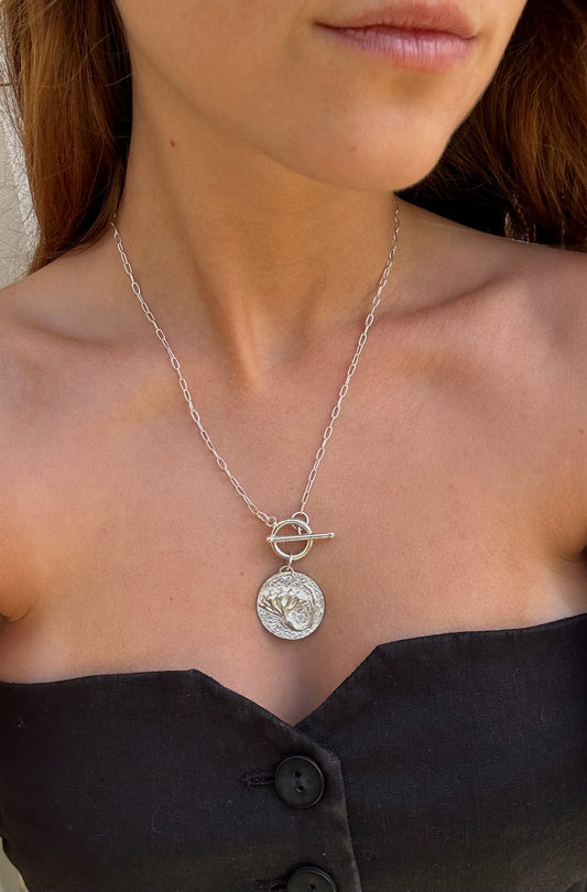Aira Necklace